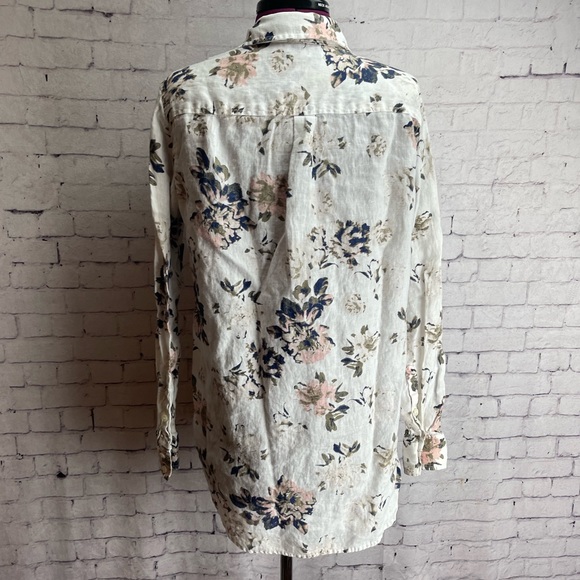 Lord and Taylor Womens size medium linen long sleeve button down shirt floral - Picture 3 of 5